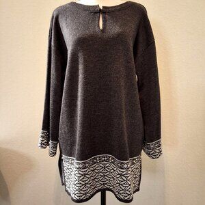 Theomiles Gray Wool Blend Tunic Sweater With Pearl Beaded Accents Keyhole Button